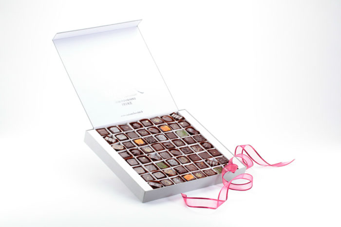 Coffret 64 chocolats noirs Manon