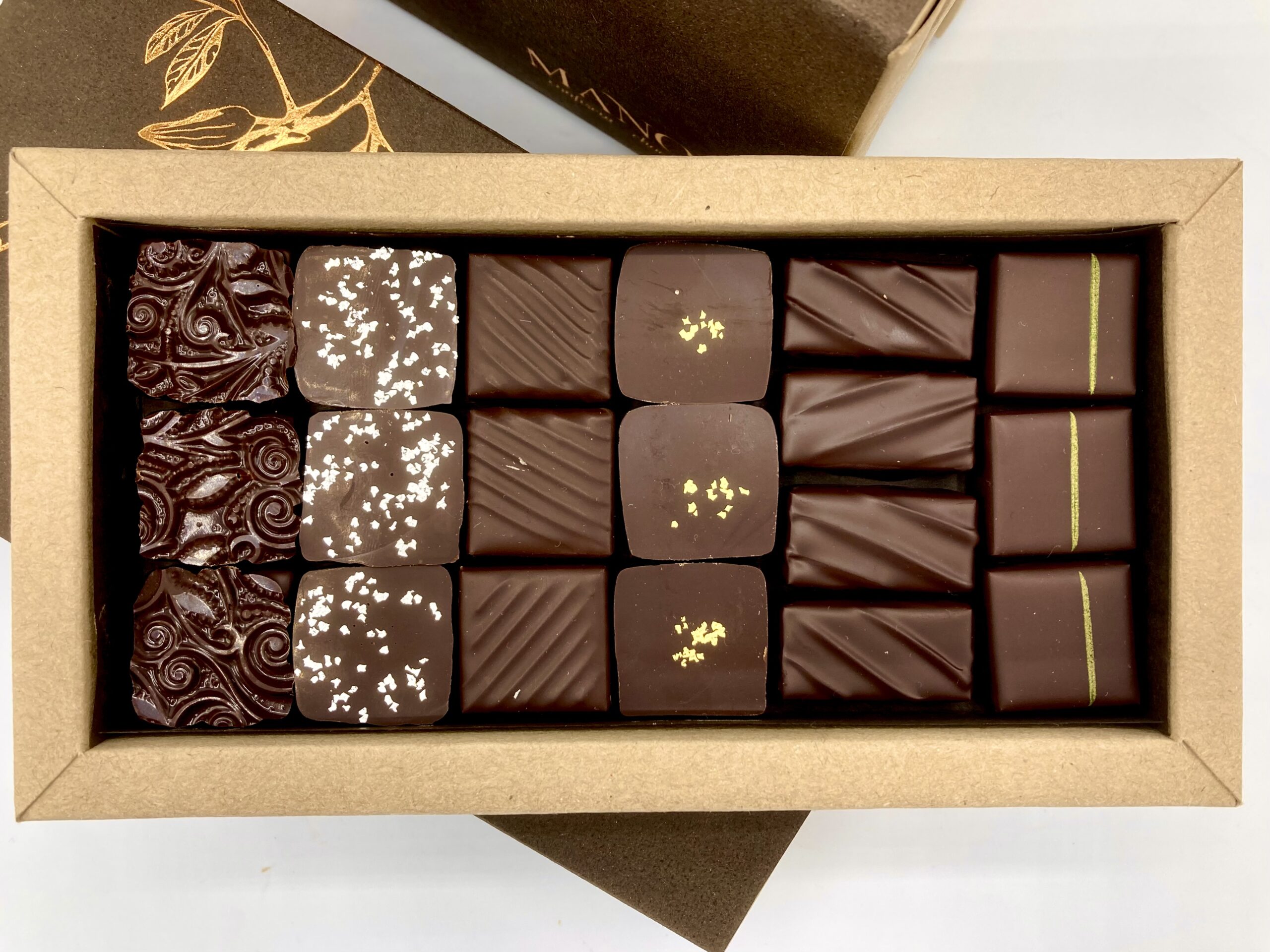 BALLOTIN 19 CHOCOLATS- PARFUM AU CHOIX - 1 NIVEAU – Image 2